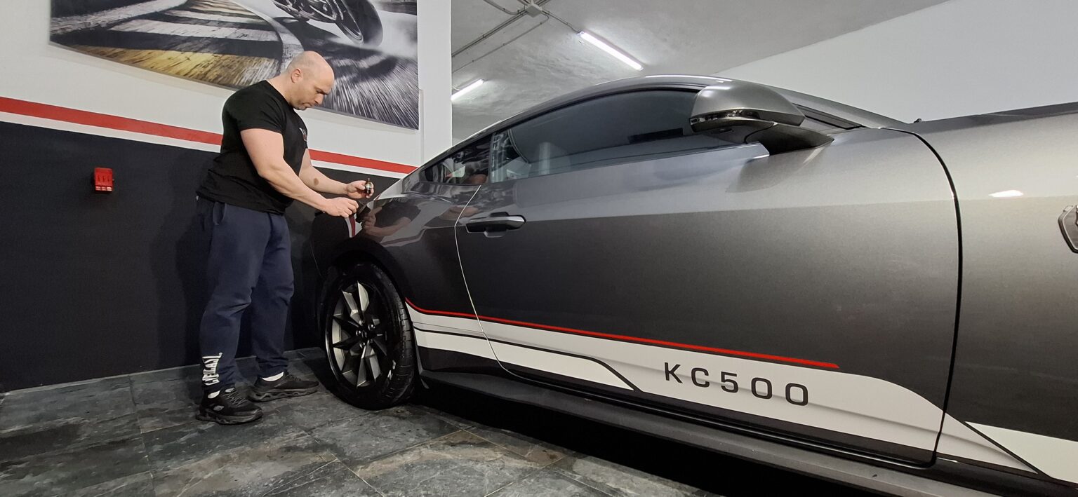 V8 CARS DETAILING: Pulido de carrocería para eliminar microarañazos